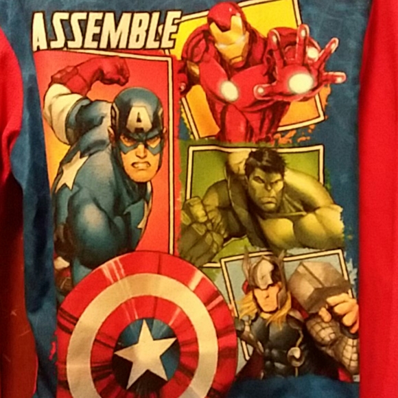 Boys Avengers fleece pajama shirt size 8 - Picture 2 of 3